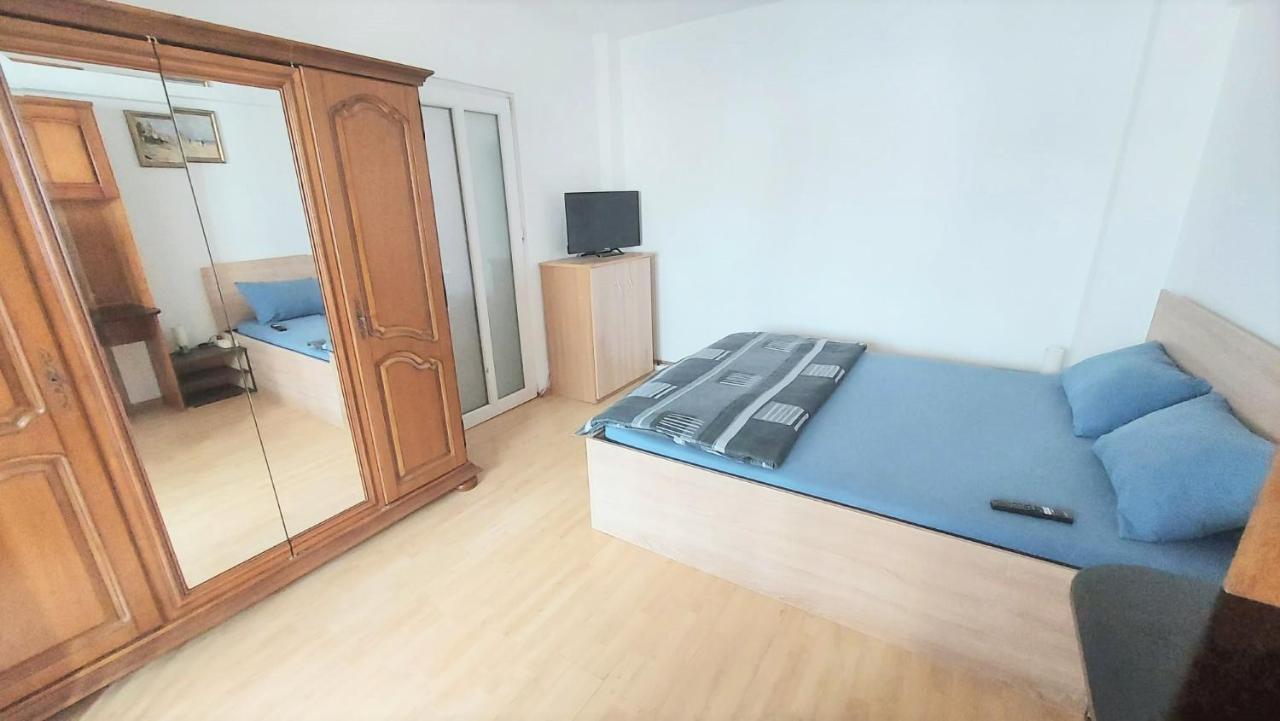 Ultracentral - Apartament Modern - Panoramic View Bacau Bagian luar foto