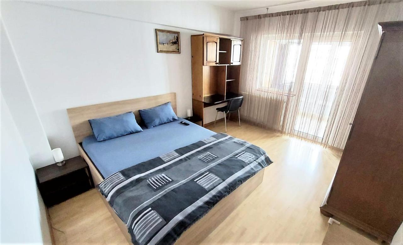 Ultracentral - Apartament Modern - Panoramic View Bacau Bagian luar foto